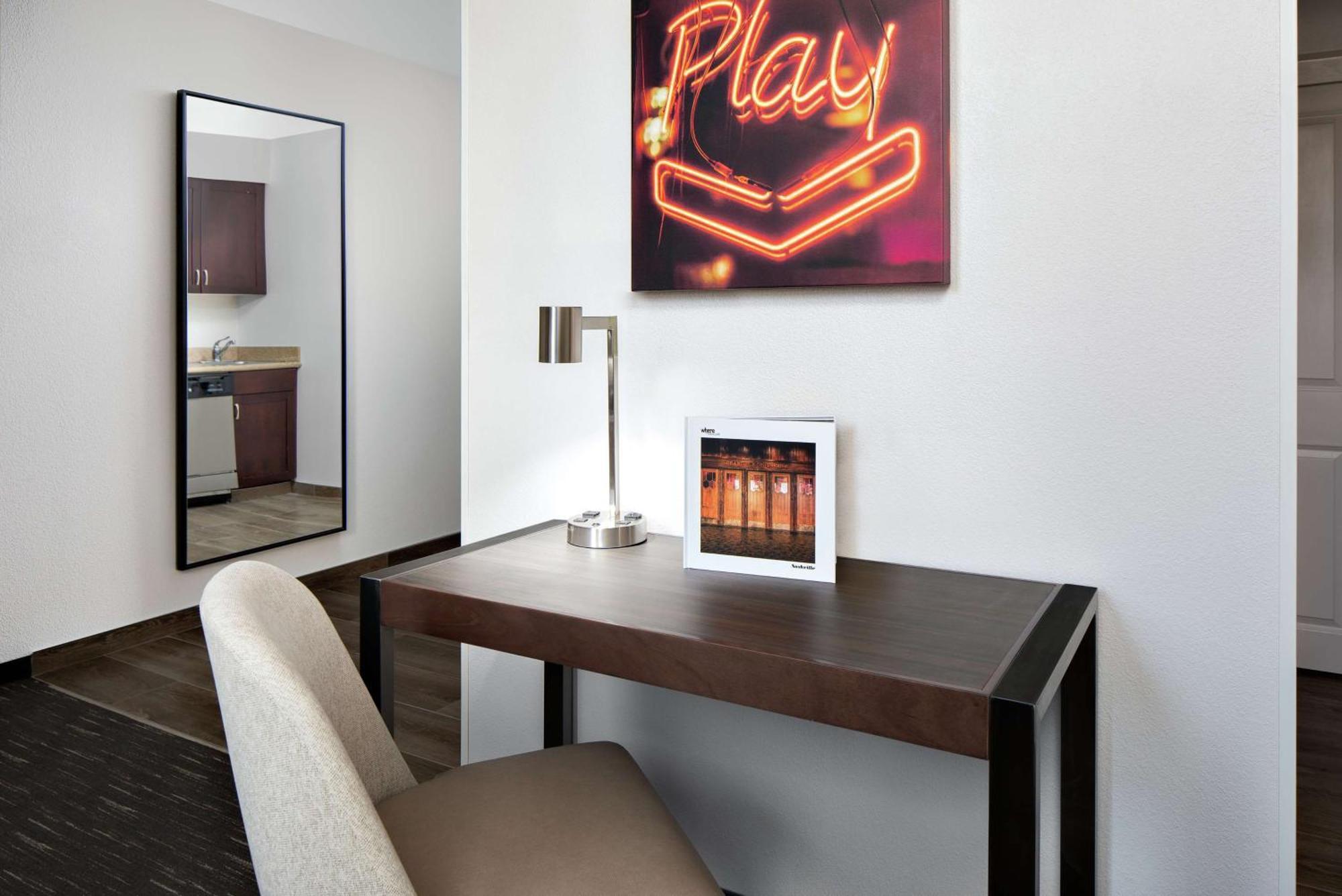 Homewood Suites By Hilton Nashville Downtown Exteriér fotografie